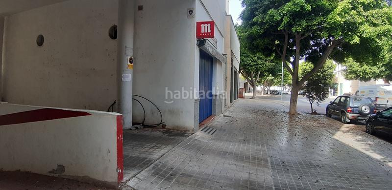 Foto daeb8078-67dd-4963-9453-b3afc73e7e4c. Locale commerciale in calle ferrobus 1 in Nueva Andalucía Almería