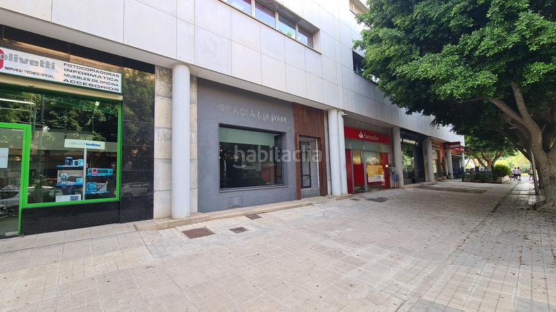 Foto dbc61e23-cc49-4a8b-a981-4769942f1a04. Locale commerciale in calle ferrobus 1 in Nueva Andalucía Almería