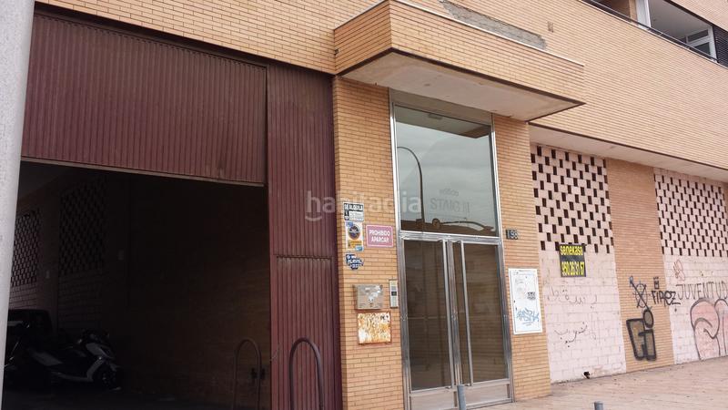 Foto e604bbc7-dae4-43f5-aaa0-8ce2991ba6f7. Parking coche en avenida de sierra alhamilla 246 en Almería