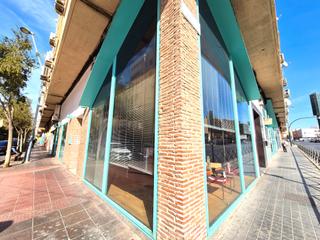 Business premise in Carretera de Ronda 133