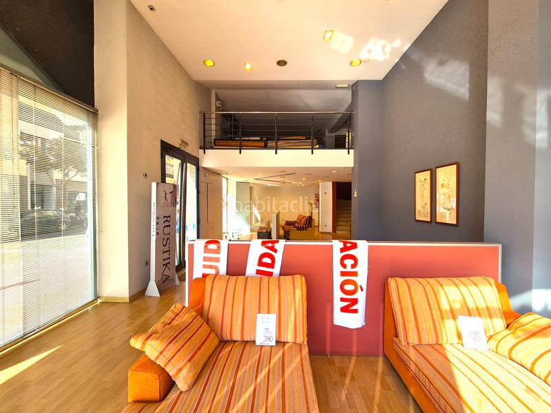 Foto 8da80e23-3902-4145-8327-febf1d9975f4. Alquiler local comercial en carretera de ronda 133 local comercial esquina en carretera de ronda, - alta visibilidad en Almería