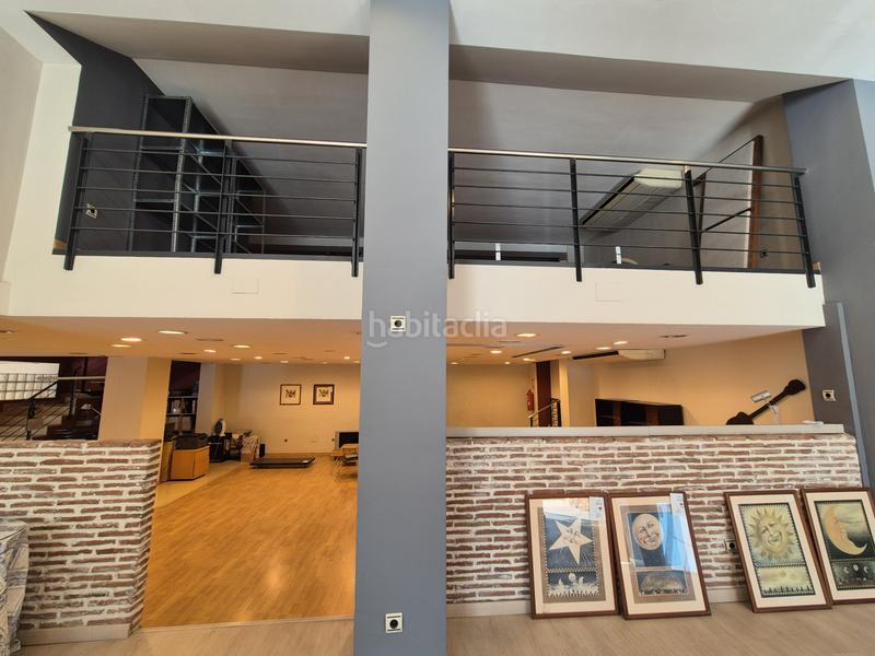 Foto f967c64b-9035-4ad8-ae56-e094f00bbdb0. Alquiler local comercial en carretera de ronda 133 local comercial esquina en carretera de ronda, - alta visibilidad en Almería