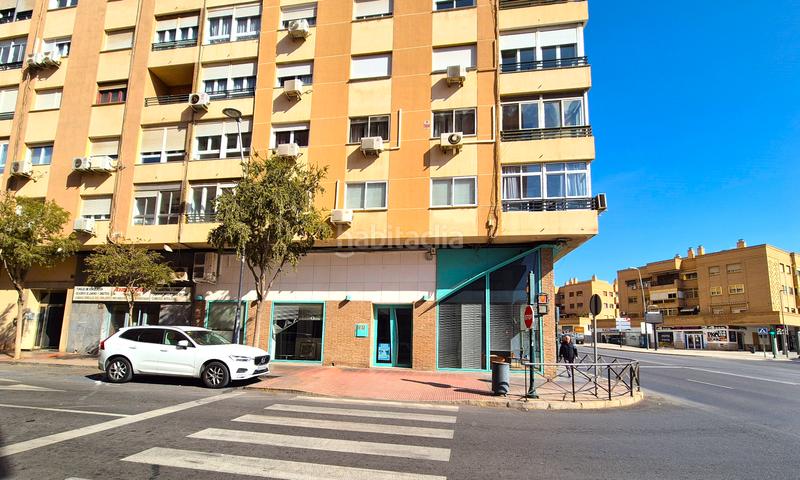 Foto 9e21cd44-5fbc-4c4a-af0f-f7df097f4e8d. Lloguer local comercial a carretera de ronda 133 a Almería
