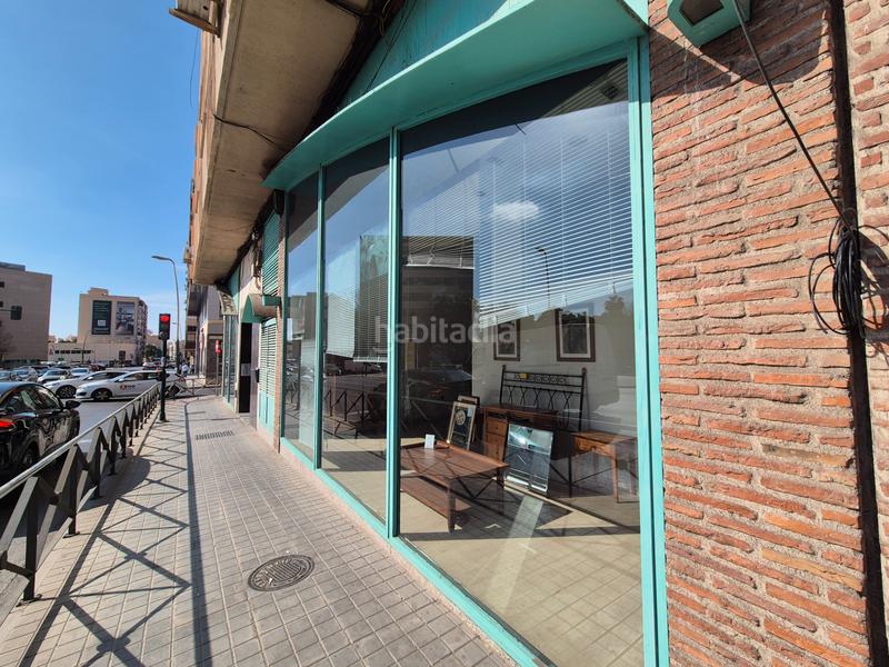 Foto 9ce04869-36ab-4c9c-834e-5e54982d7e52. Location local commercial dans carretera de ronda 133 dans Almería