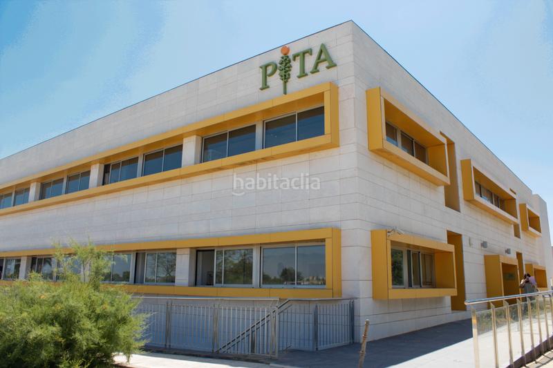 Foto 591e30a6-b48b-4f57-83f9-bfe0e5e73143. Solar industrial en calle observatorio calar alto 13p ¡oportunidad en el parque tecnológico! en Almería