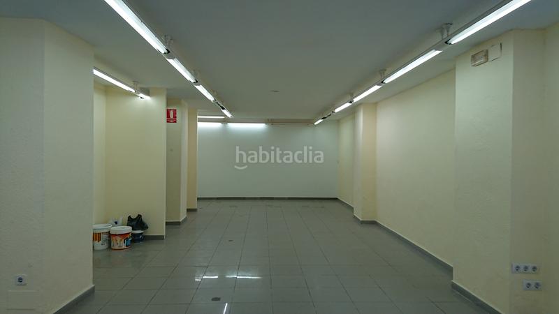Foto b9c2954a-28fc-4ff1-b185-50a3fd1c42ac. Alquiler local comercial en calle granada 25 amplio local en calle granada en Almería