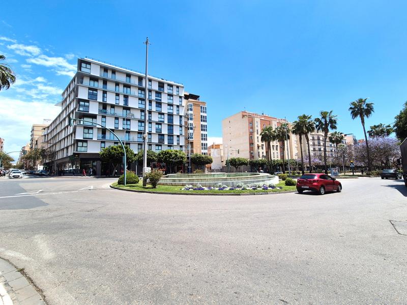 Foto c282df4a-12dc-4d6e-a891-435b786dcbcc. Lloguer local comercial a calle granada 122 a Plaza de Toros - Santa Rita Almería