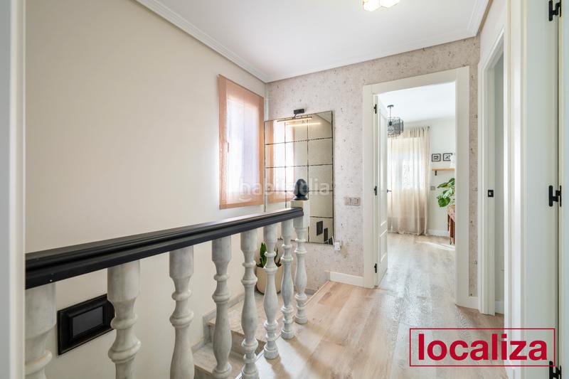 Foto 18dd9b9e-07bf-4c2e-bbd2-e77c73c373f1. Casa aparellada amb xemeneia aparcament a San Luis Almería