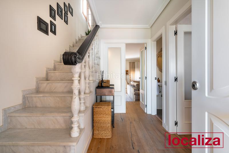 Foto e09e1a18-8617-41f1-932f-143a0a03b482. Casa aparellada amb xemeneia aparcament a San Luis Almería