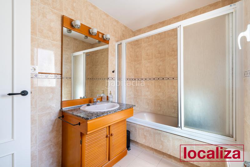 Foto 219df645-abe1-456b-be66-752a53375503. Towny house with fireplace parking in San Luis Almería