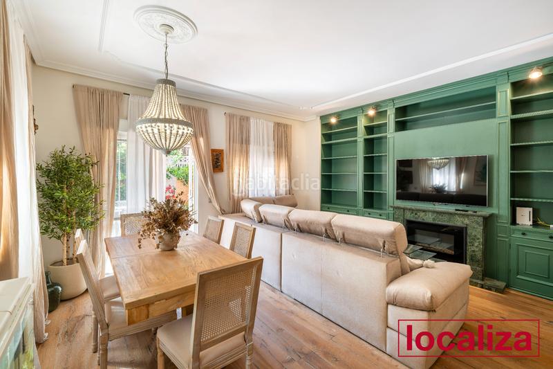 Foto bd0b044b-b948-4260-9725-95ca4f0092f8. Towny house with fireplace parking in San Luis Almería