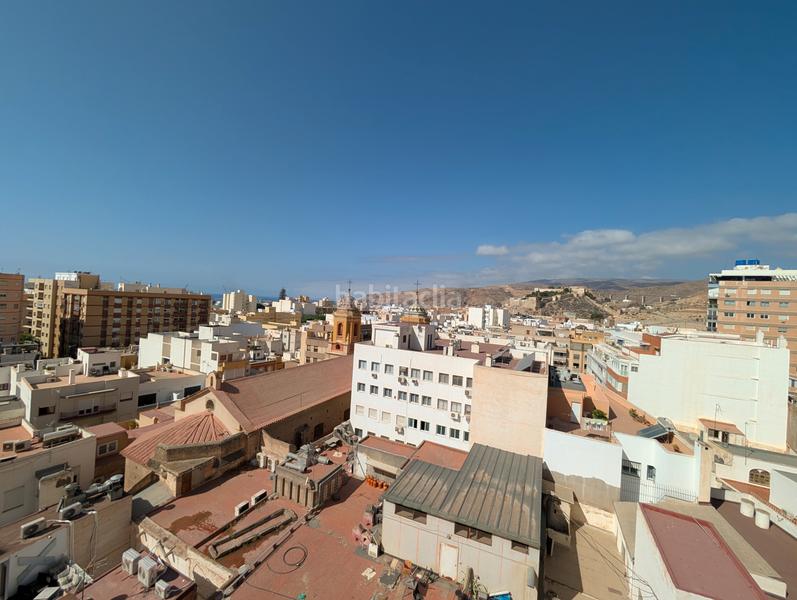 Foto e0d79794-5200-4f5e-bf78-dba28650149d. Pis a paseo de Almería 16 a Centro Almería