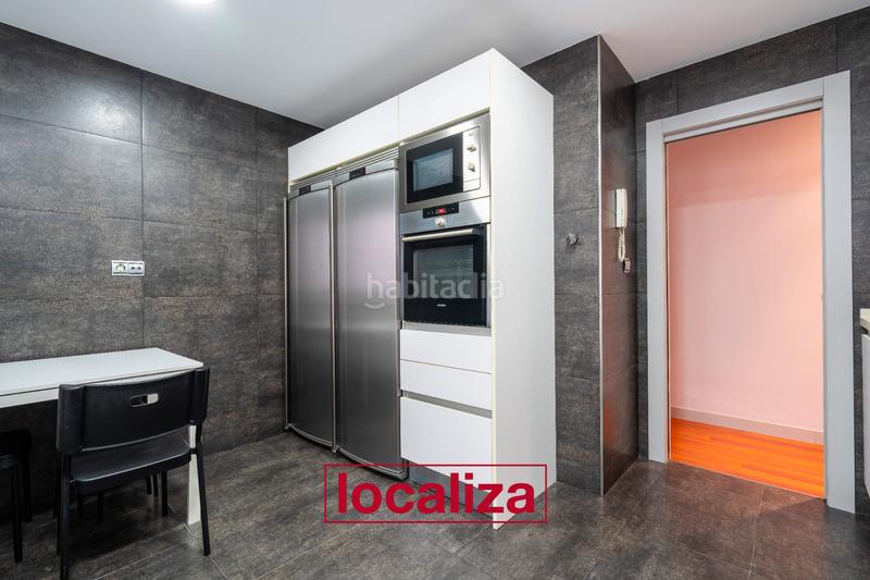 Foto 05bacb5a-fa8b-4fb4-a939-b3e192f09ba1. Location appartement dans avenida de la estación 2 dans Almería