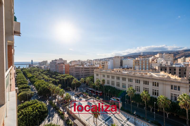 Foto 76f8a81d-729f-4d8d-a3c4-b78420ef9688. Miete etagenwohnung in avenida de la estación 2 in Almería