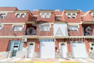 Casa in Carretera Mojonera - Cortijos de Marín. Se vende triplex en cortijos de marin roquetas de mar