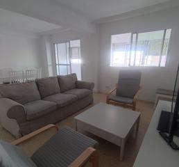 Lloguer Pis  Sagunto. Se alquila piso tres habitaciones  curso academico