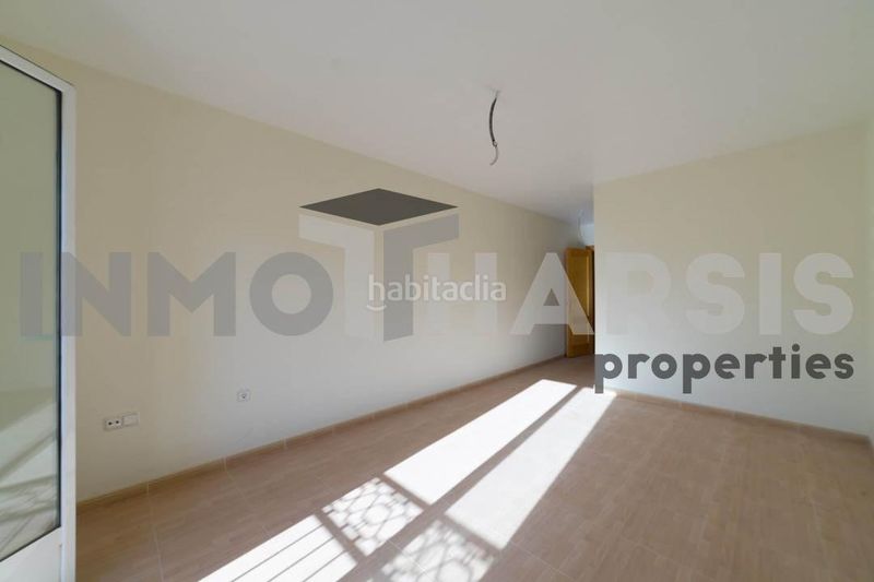 Foto 0ad80d8a-07eb-42ee-ac29-88dc65d3b0af. Flat in Berja