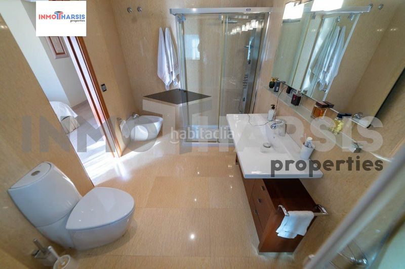 Foto cca7320c-e709-4fb5-9560-2348a504a971. Xalet amb calefacció aparcament piscina a El Puerto Roquetas de Mar
