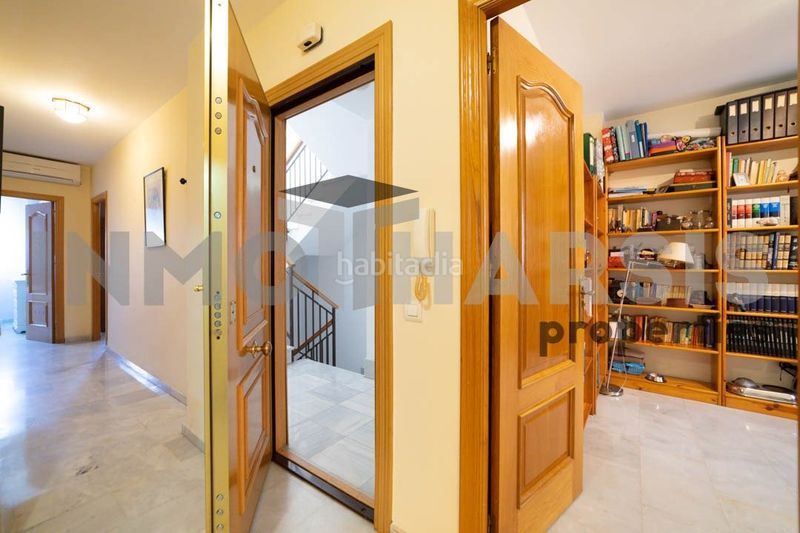 Foto 9a75904a-8492-4a51-8b27-535564824c8f. Pis amb calefacció a Centro Almería
