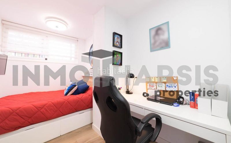 Foto 055ac88f-1c3d-4dfc-9f5d-ca1dbea1798a. Planta baixa amb calefacció aparcament piscina a Almería
