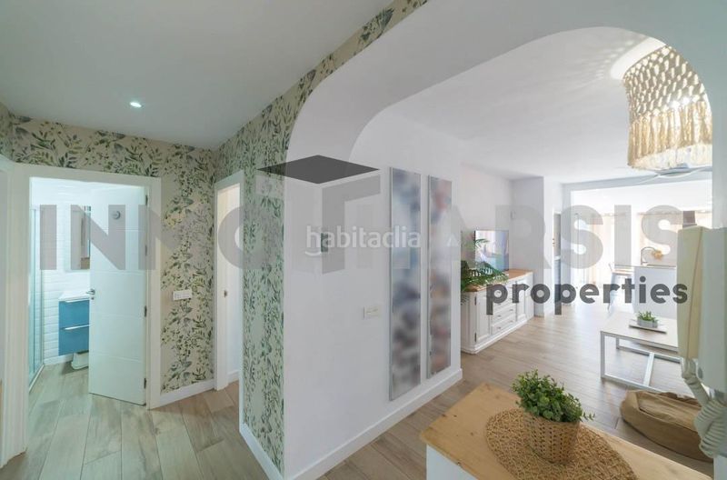 Foto 09c0c016-6306-4f7b-89f2-d59c430a0307. Planta baixa amb calefacció aparcament piscina a Almería