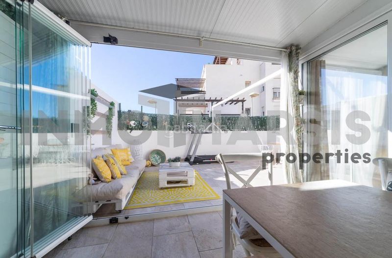 Foto 2486e5c0-5498-4d0c-ae28-c815b4cb9beb. Planta baixa amb calefacció aparcament piscina a Almería