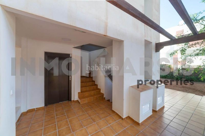 Foto c73aaf2b-c822-46a0-98e9-f395dc997162. Planta baixa amb calefacció aparcament piscina a Almería