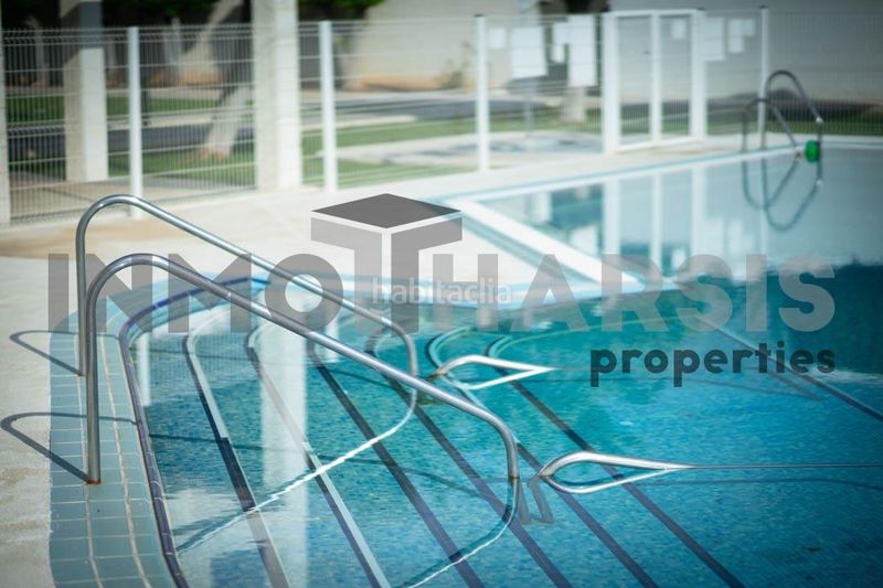 Foto 17ea8d68-6e9e-4c3a-b4a7-b7188152c9cb. Pis amb calefacció aparcament piscina a Aguadulce Sur Roquetas de Mar