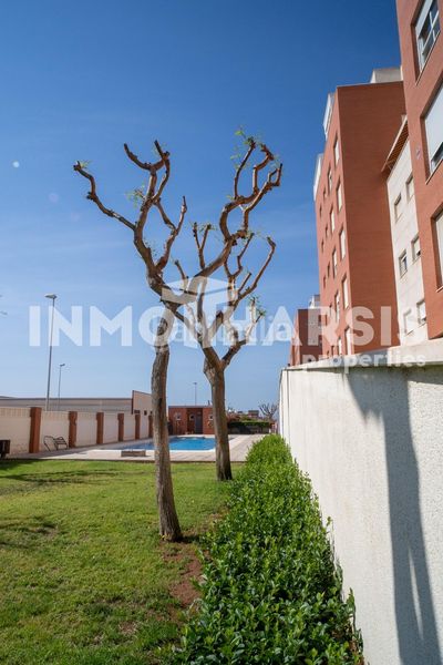 Foto 095a6e6a-20b1-4080-9ff6-389913718476. Pis amb calefacció aparcament piscina a El Ingenio Almería