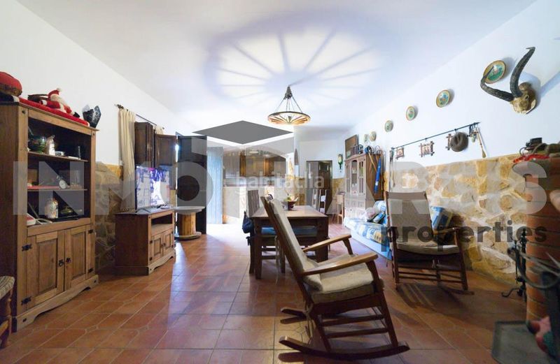 Foto 27844342-a1a6-447b-86e6-0ba7107182fe. Casa amb aparcament a Abrucena