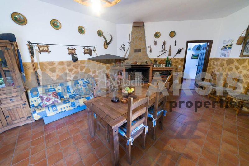 Foto 3f6b430a-0169-49f7-8b4e-e54ea03e80b0. Casa amb aparcament a Abrucena