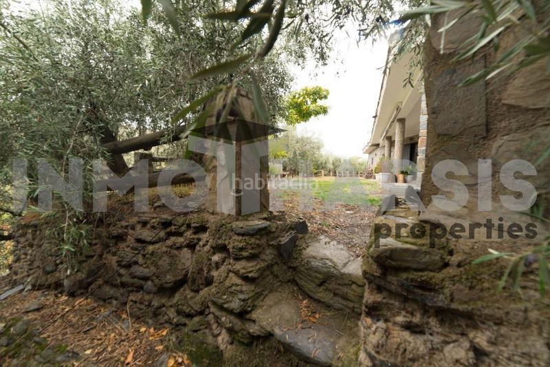 Foto 49f66bbf-d6d6-4537-85b0-fb0a640617de. Casa amb aparcament a Abrucena