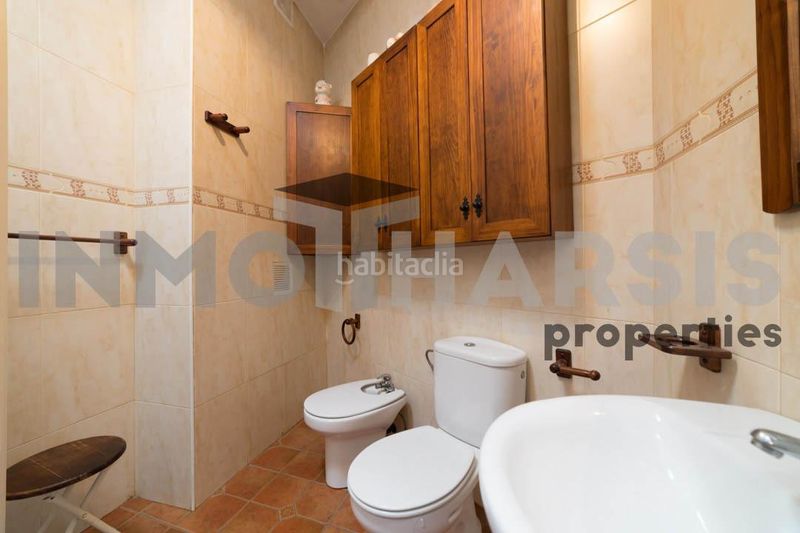 Foto 4c0a80fc-5a29-42fc-a2ad-44fd03f32a77. Casa amb aparcament a Abrucena