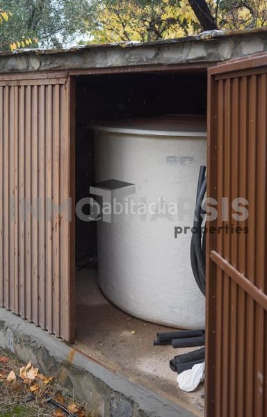 Foto 523d2bd6-add3-4e17-8c86-a16cd51cb786. Casa amb aparcament a Abrucena