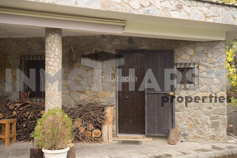 Foto 7164cc55-5d94-495c-8ef2-e61a2a36874d. Casa amb aparcament a Abrucena