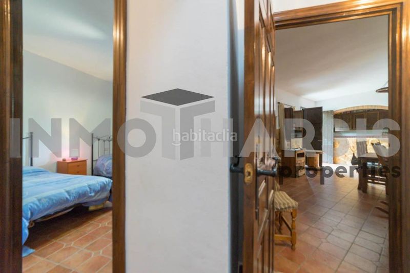 Foto bd3ce002-2e2c-4fa6-b612-201d9668f068. Casa amb aparcament a Abrucena