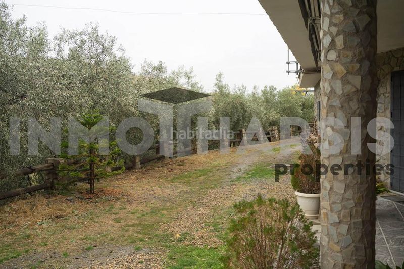 Foto e4a93198-2e35-4533-956a-57fd12db56b8. Casa amb aparcament a Abrucena