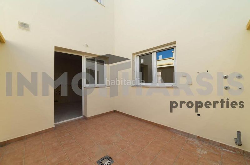 Foto 17739ac8-eebf-4a29-8233-95d5d2d7876d. Casa amb aparcament a Viator