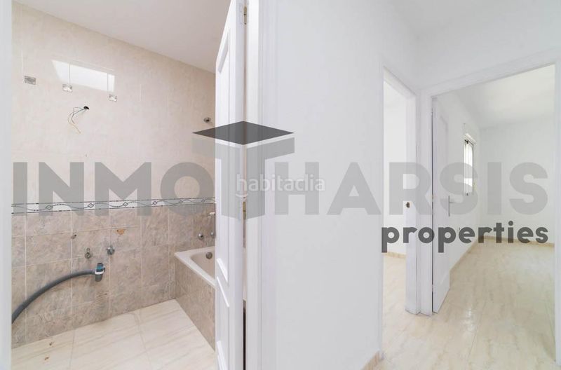 Foto 55bd324f-7bb1-4d6f-9bfe-0c4add060955. Casa amb aparcament a Viator