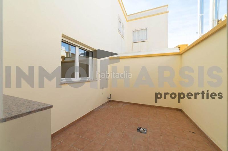 Foto 78d05622-1638-4093-a9e8-6549a1e5970b. Casa amb aparcament a Viator