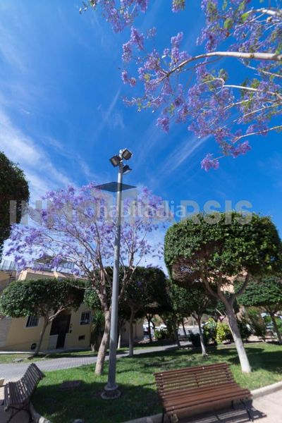 Foto e8a95d1e-7a7e-482e-98b3-c73a464736fd. Casa amb aparcament a Viator