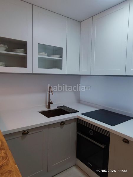 Foto 639ea6ba-f3e7-4cda-9b0d-c653b7728d09. Location appartement avec chauffage parking piscine dans Almería