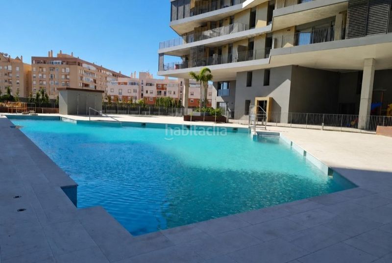 Foto 6d285080-8dac-4482-b1f8-30a23cdcf3f7. Location appartement avec chauffage parking piscine dans Almería