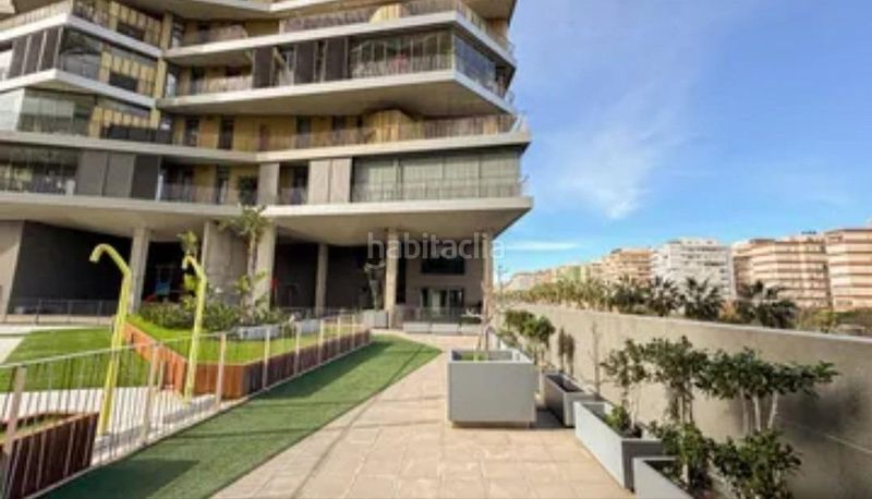 Foto bb94a782-0a2e-48ac-82f1-faee4a103fe8. Location appartement avec chauffage parking piscine dans Almería
