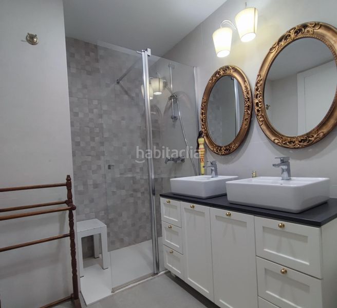 Foto c2359b44-d178-4f7b-81a4-5b800016f5e3. Location appartement avec chauffage parking piscine dans Almería