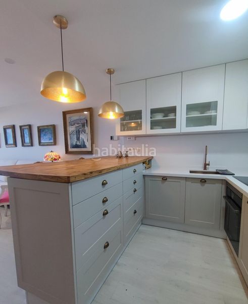Foto c8fb62eb-206f-43b6-9814-1e42fbe21fef. Location appartement avec chauffage parking piscine dans Almería