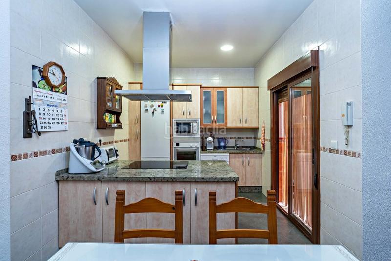 Foto ce61b79f-f4c4-43d8-9a85-8c43320b3ccb. Casa amb aparcament a Ejido Sur Ejido (El)