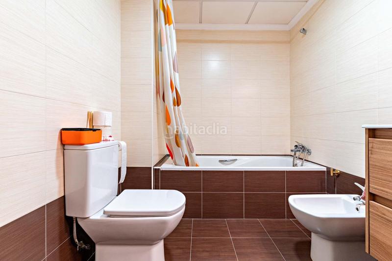 Foto 6d73e263-bdc2-429a-82b3-e6c4619b2b67. Pis amb calefacció aparcament a Pabellón - Estación - El Corte Inglés Ejido (El)