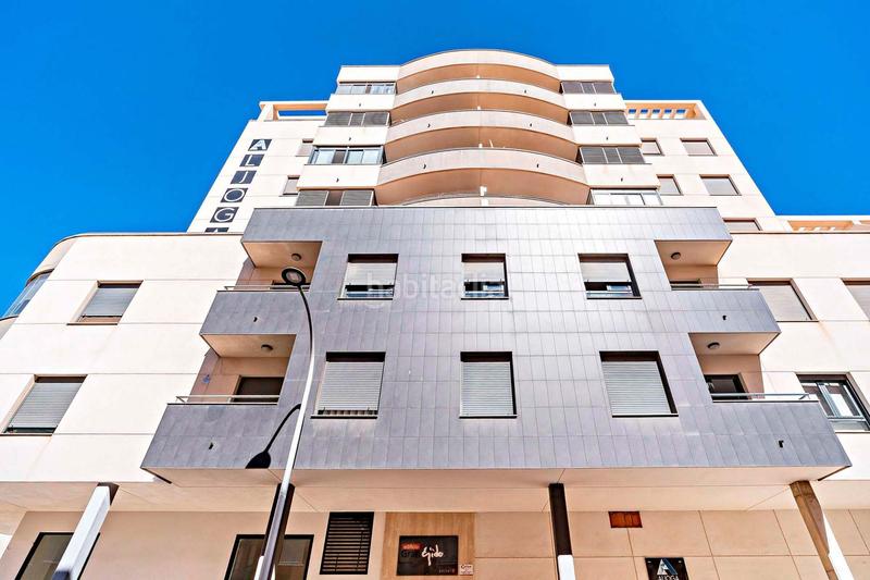 Foto 7fa8a4e0-8d6e-4aa7-9aa3-afed7db4f3a6. Pis amb calefacció aparcament a Pabellón - Estación - El Corte Inglés Ejido (El)