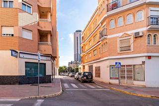 Piso en Plaza de la Luz. Dos dormitorios en la zona de torrelaguna ideal para empezar una